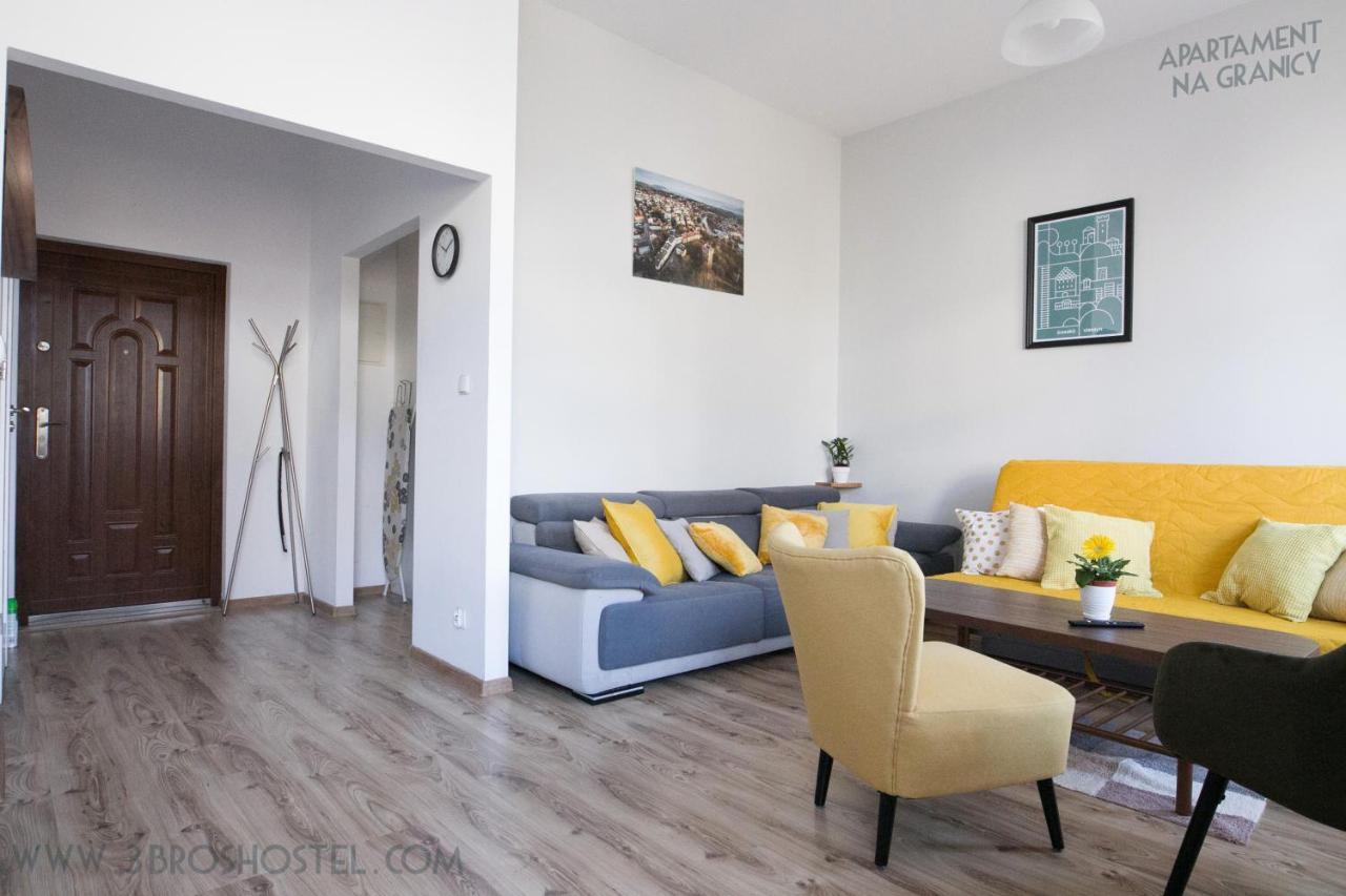 Apartament Na Granicy / Apartment On The Border Cieszyn  Dış mekan fotoğraf